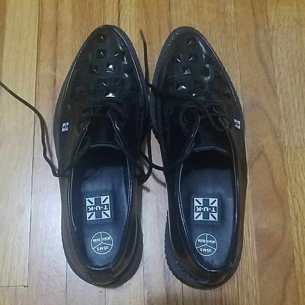 TUK Studded Creeper size 7 women 5 mens 38eu